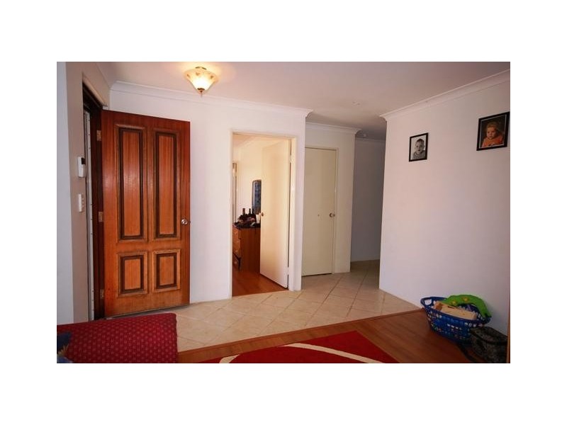 11 CANOPY CRT, Banksia Grove WA 6031