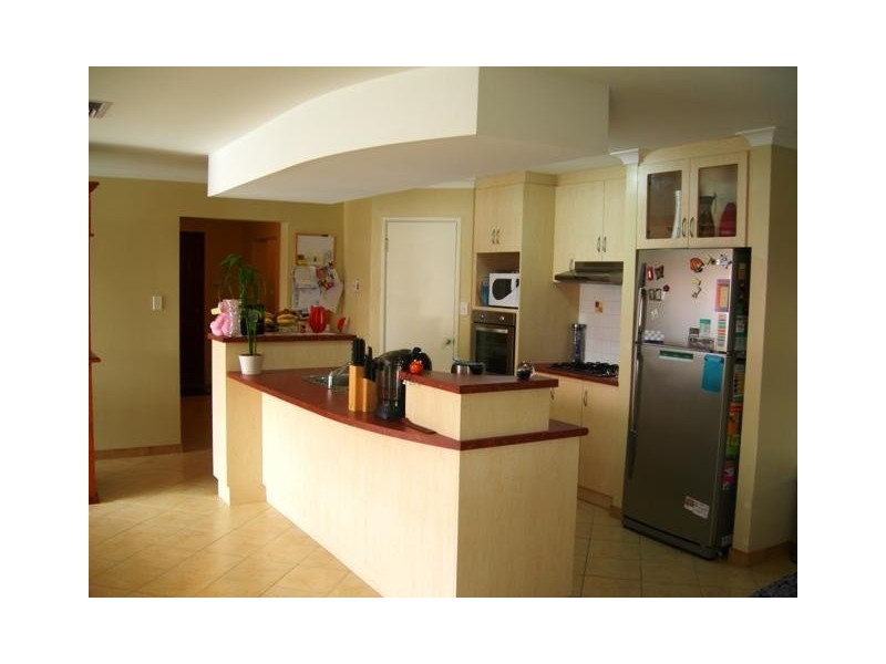 16 Bonnievale Terrace, Wanneroo WA 6065