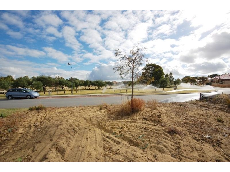 17 MESSINA DRIVE, Sinagra WA 6065