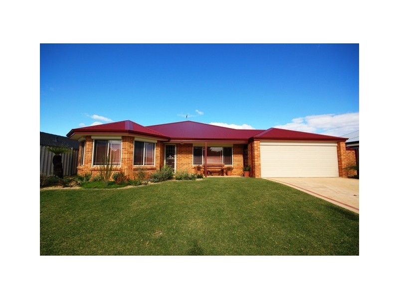 42 Alpina Prom, Banksia Grove WA 6031