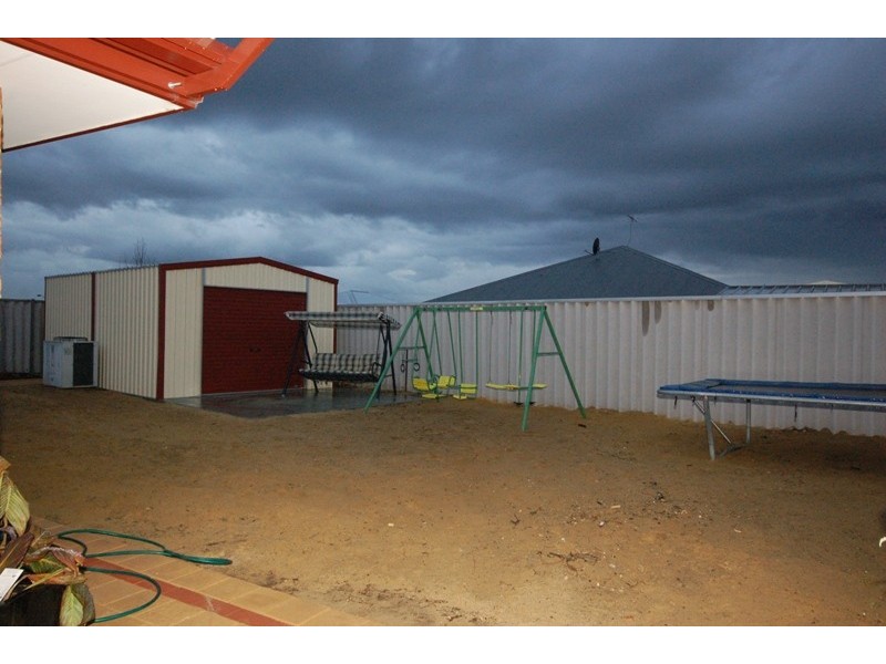 42 Alpina Prom, Banksia Grove WA 6031