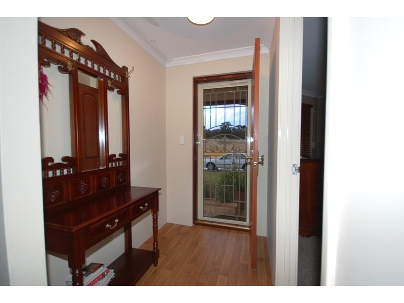 42 Alpina Prom, Banksia Grove WA 6031