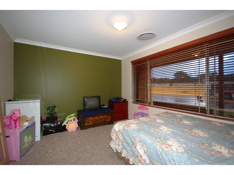 42 Alpina Prom, Banksia Grove WA 6031