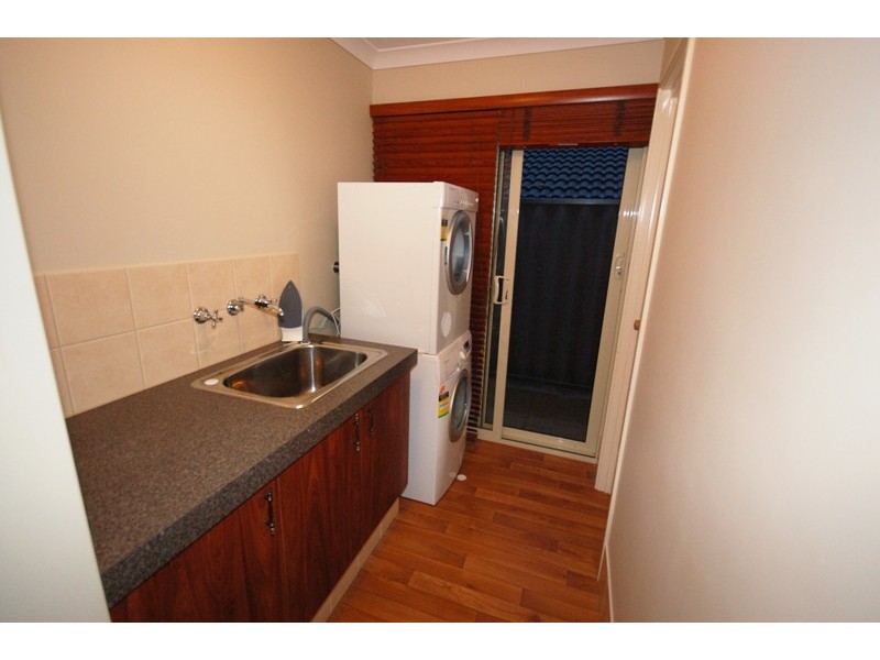 42 Alpina Prom, Banksia Grove WA 6031