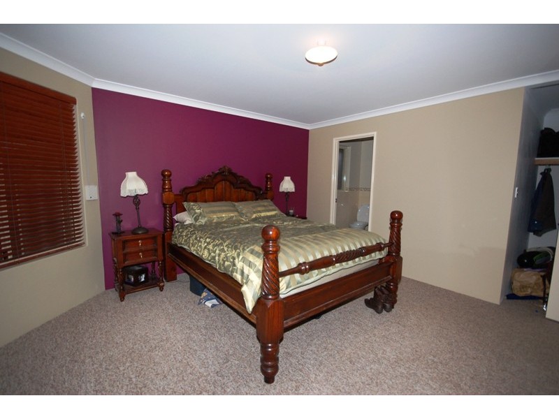 42 Alpina Prom, Banksia Grove WA 6031