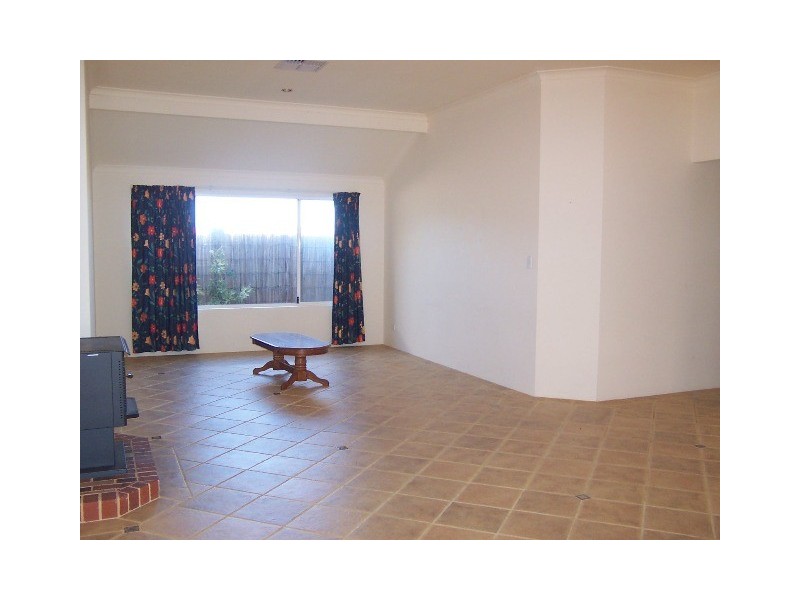 138 Lagoon Drive, Yanchep WA 6035