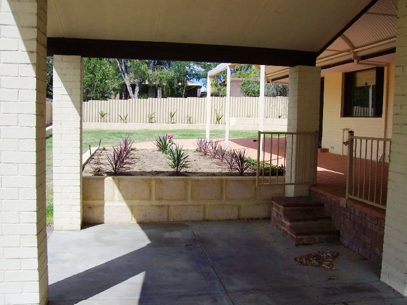 10 Wedgewood Drive, Edgewater WA 6027