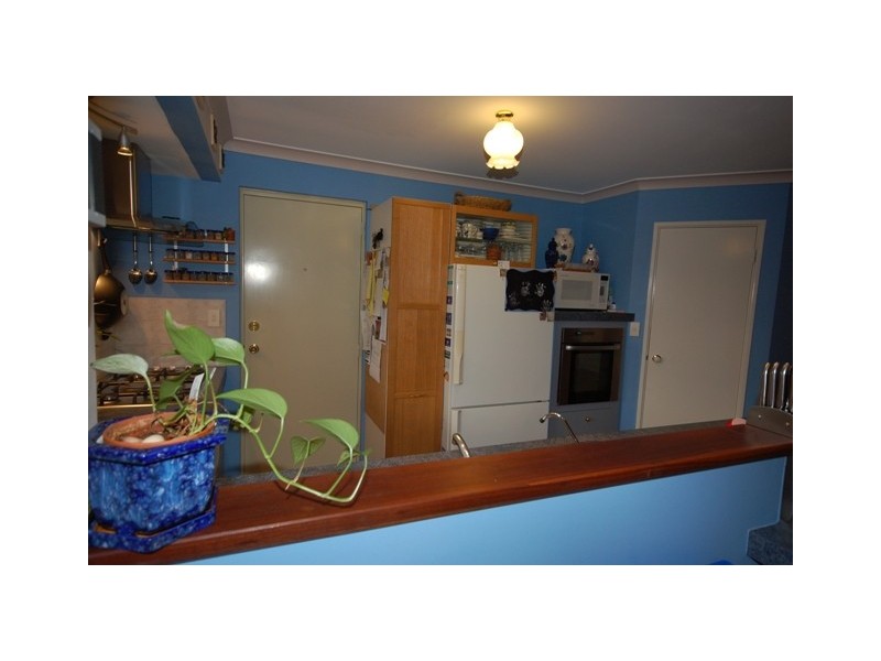 42 Houghton Drive, Carramar WA 6031