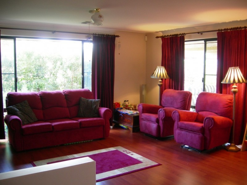 42 Houghton Drive, Carramar WA 6031