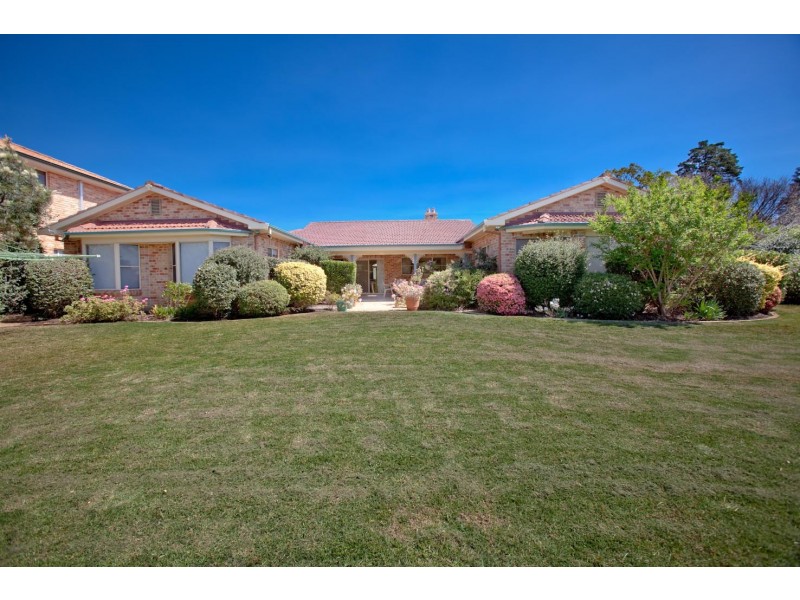 12 Rochester Grove, Castle Hill NSW 2154