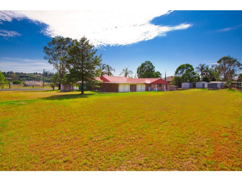 1 Alan St, Box Hill NSW 2577