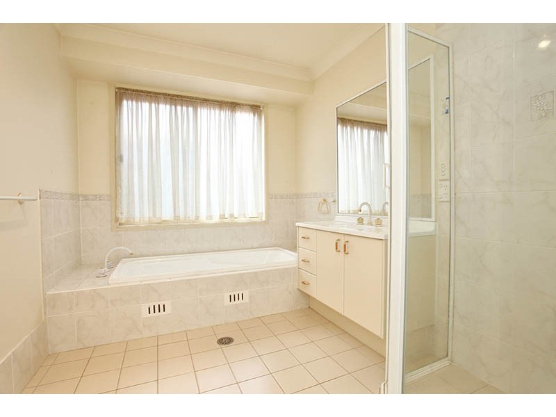 28 Lucas Circuit, Kellyville NSW 2155