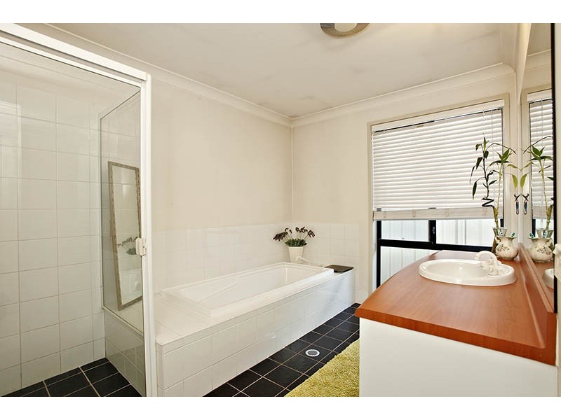 16 Ridge Street, Glenwood NSW 2768