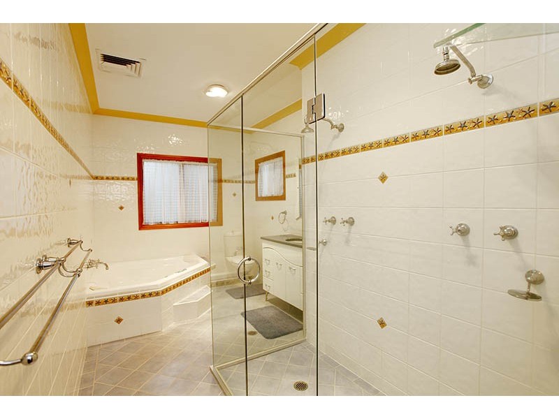 70 Constitution Road, Constitution Hill NSW 2145