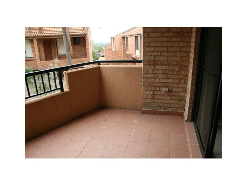 8/2b Coleman Avenue, Carlingford NSW 2118