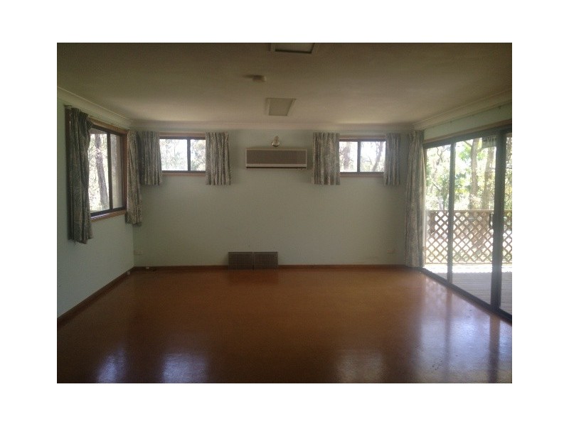 8 White Gum Place, Kellyville NSW 2155