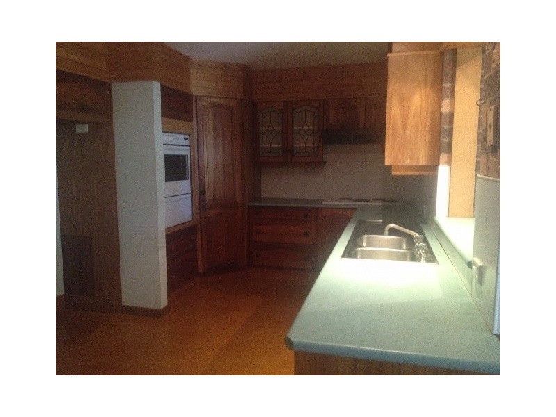 8 White Gum Place, Kellyville NSW 2155