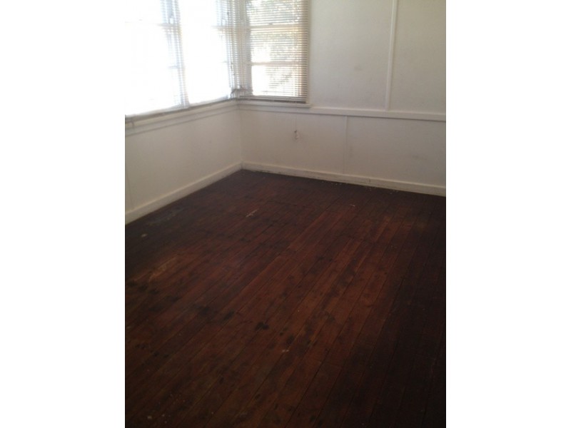 9 Griffiths Street, North St Marys NSW 2760