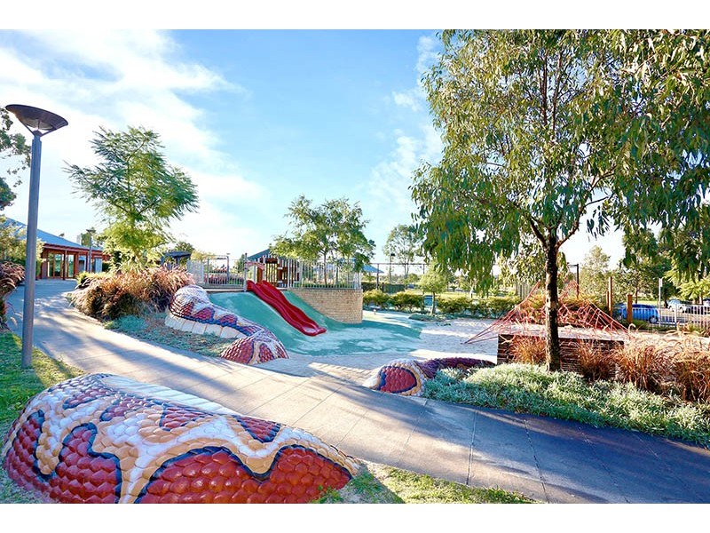 32 Caddies Boulevard, Rouse Hill NSW 2155