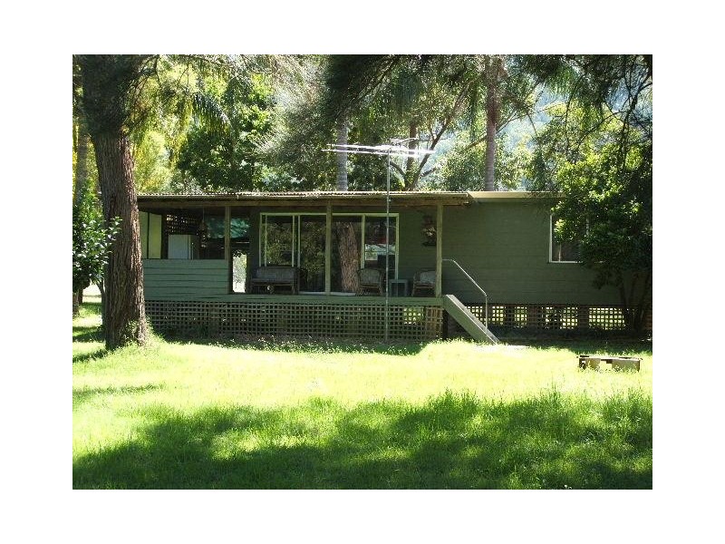 6315 Wisemans Ferry Road, Gunderman NSW 2775