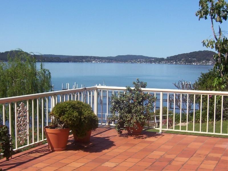 Point Frederick NSW 2250