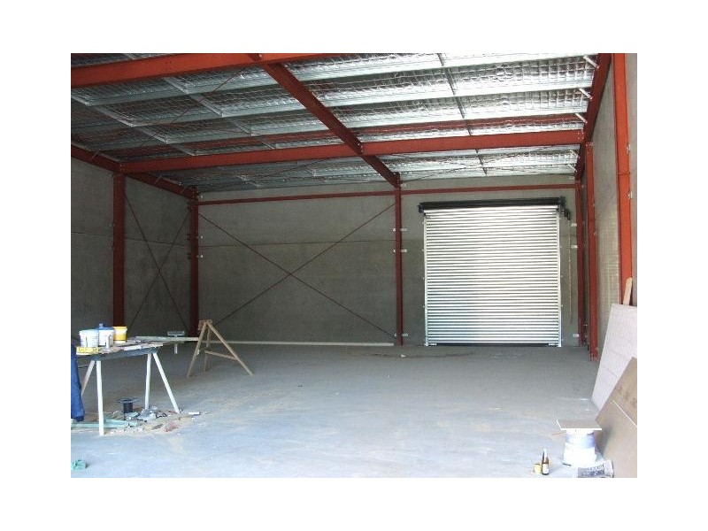 5 Brooks Avenue, Wyoming NSW 2250