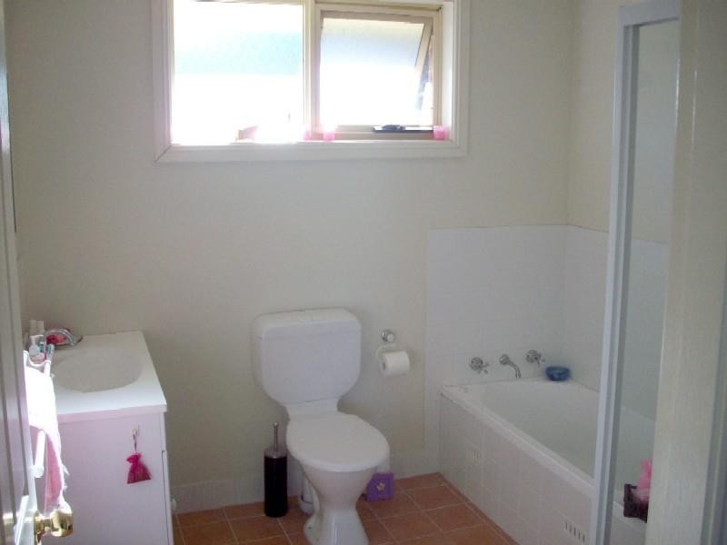 West Gosford NSW 2250
