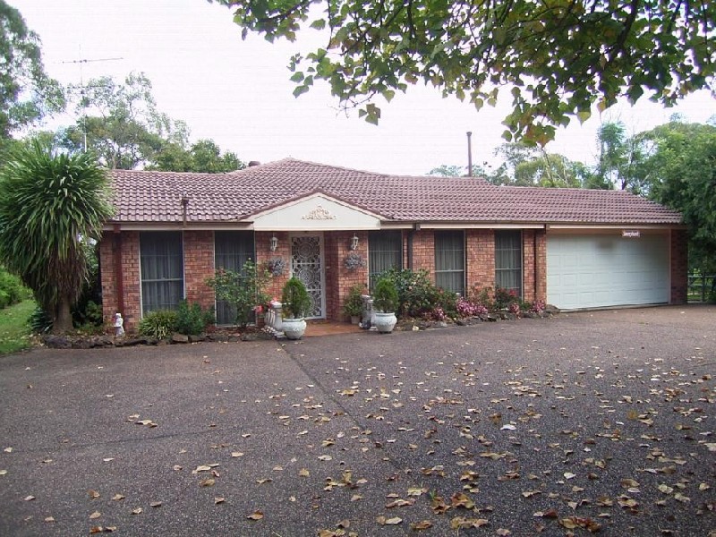 Central Mangrove NSW 2250