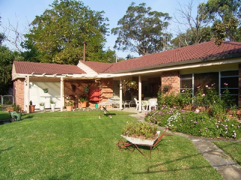 Central Mangrove NSW 2250