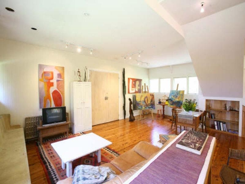 Central Mangrove NSW 2250