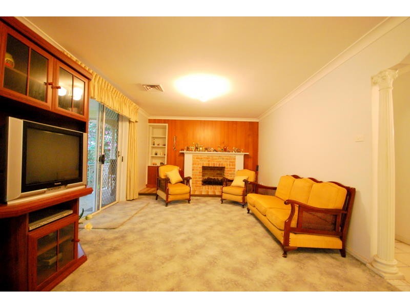 38 Chamberlain Road, Wyoming NSW 2250