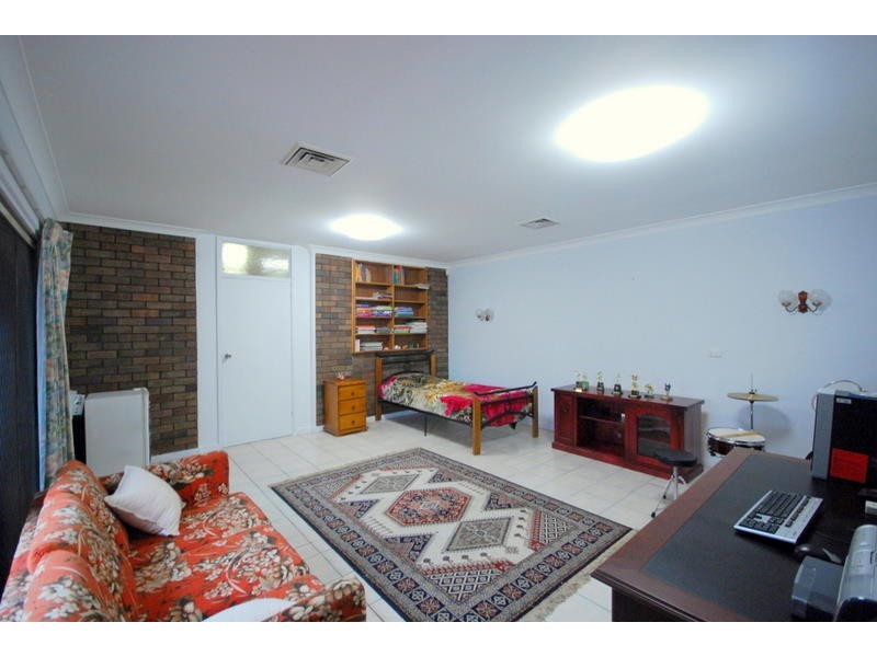 38 Chamberlain Road, Wyoming NSW 2250