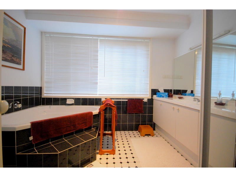 Ourimbah NSW 2258