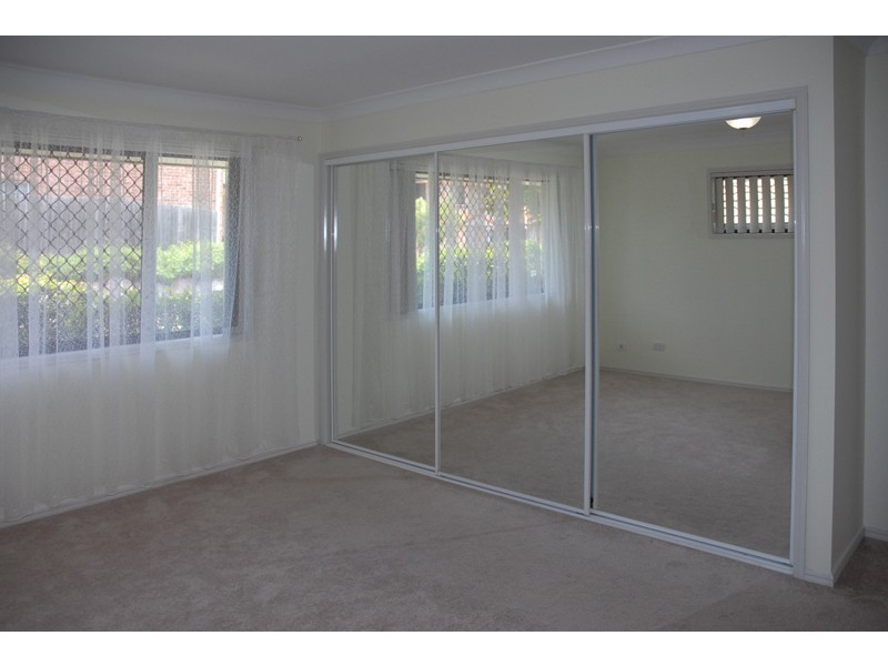 1 Sunny Court, Sunnybank Hills QLD 4109