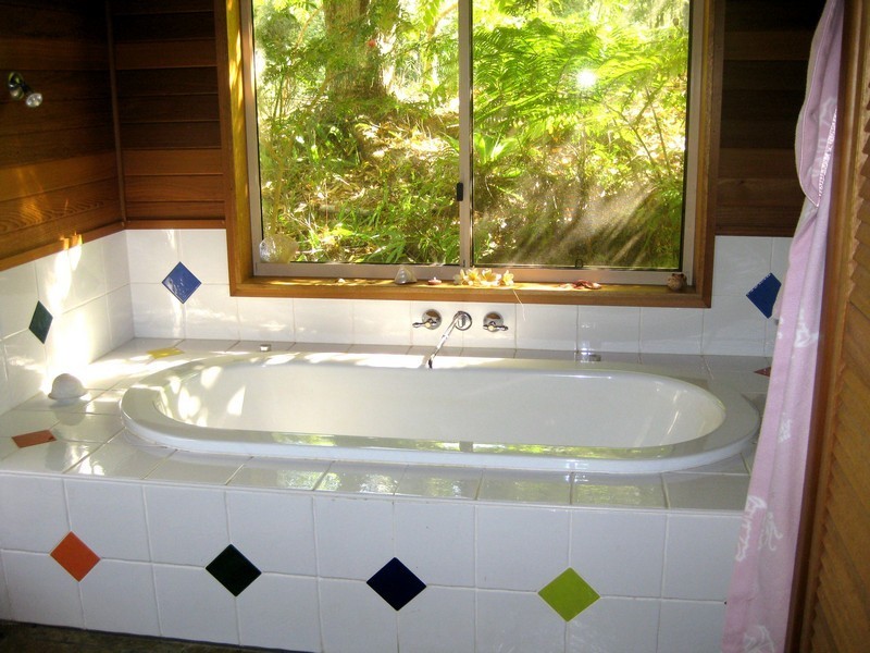 1 Solomon Road, Uki NSW 2484