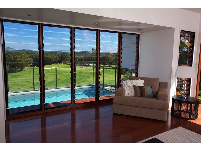 1 Langi Place, Ocean Shores NSW 2483
