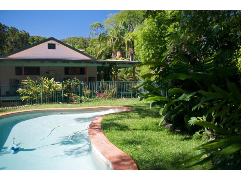 601 Smiths Creek Road, Uki NSW 2484
