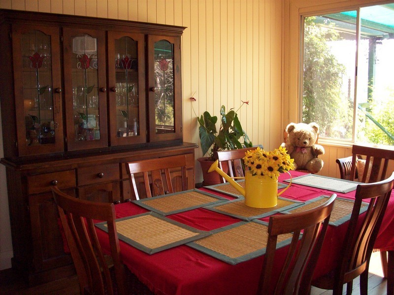 10 Braeside Drive, Uki NSW 2484