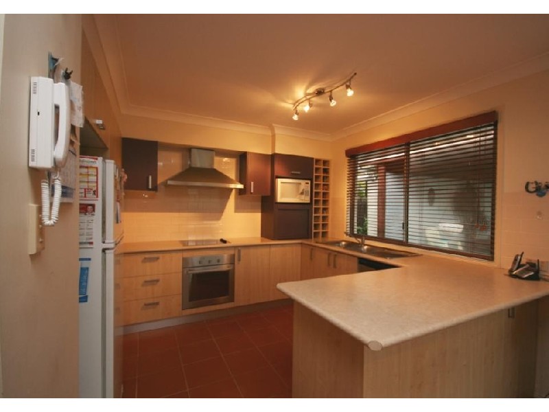 Hope Island QLD 4212