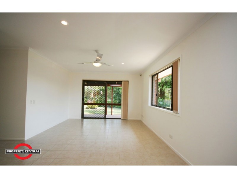 190 Discovery Drive, Helensvale QLD 4212