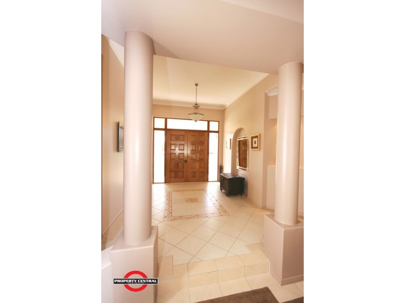 32 John Dalley Drive, Monterey Keys QLD 4212