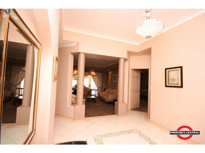 32 John Dalley Drive, Monterey Keys QLD 4212