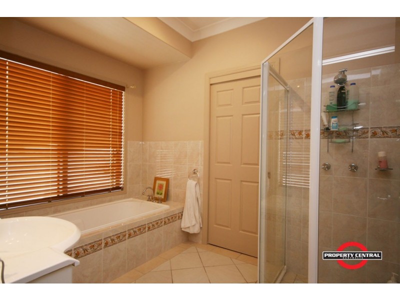 32 John Dalley Drive, Monterey Keys QLD 4212