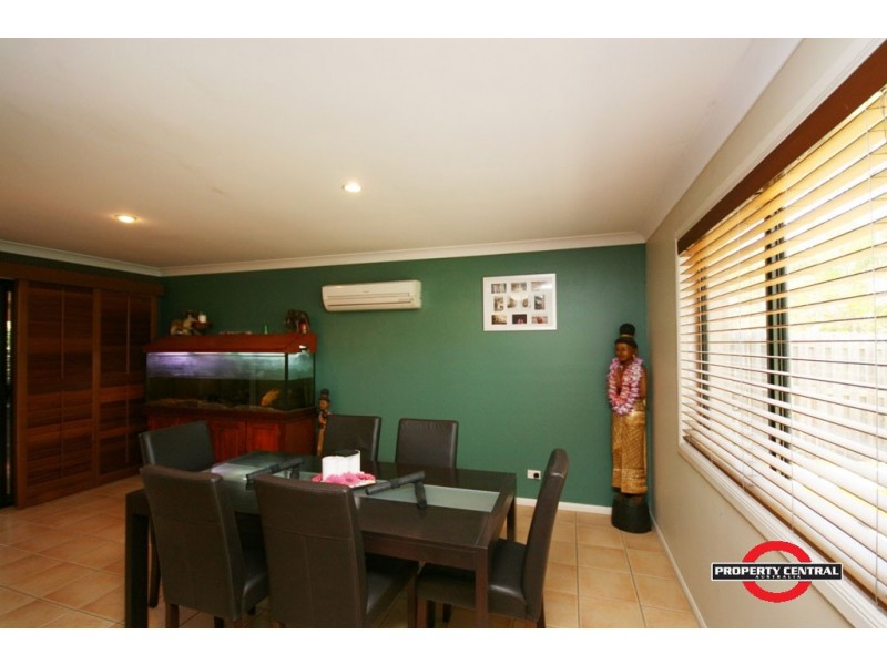 5 Ken Cres, Monterey Keys QLD 4212