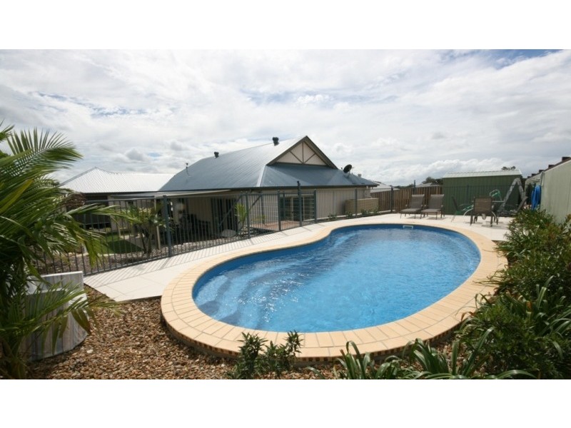 37 Barrington St, Upper Coomera QLD 4209