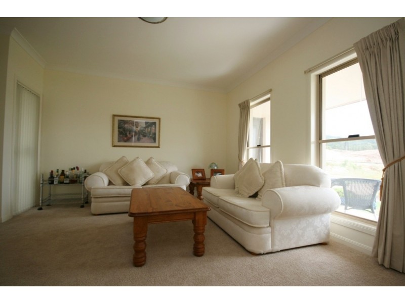 37 Barrington St, Upper Coomera QLD 4209