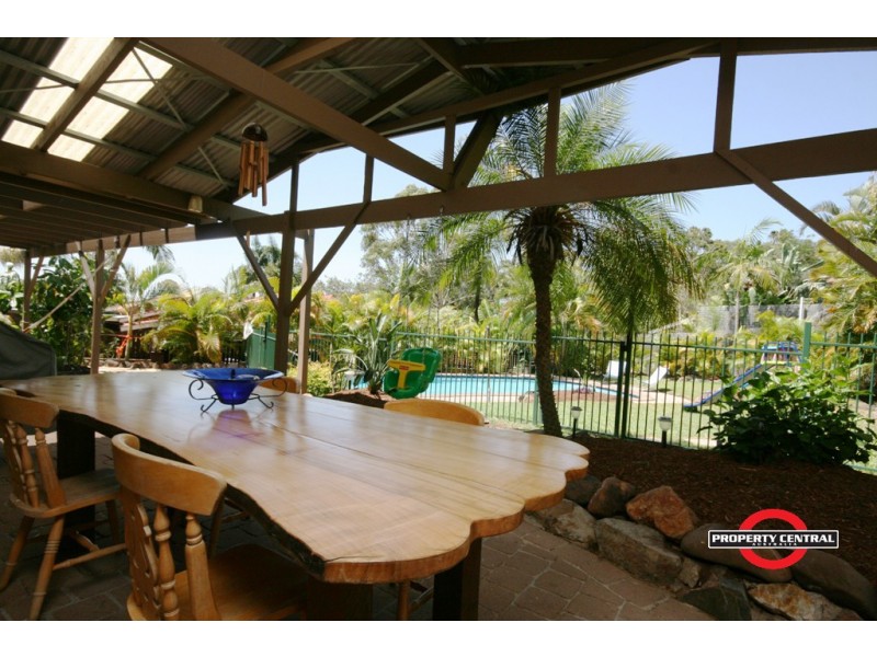 12 Atkins Place, Helensvale QLD 4212