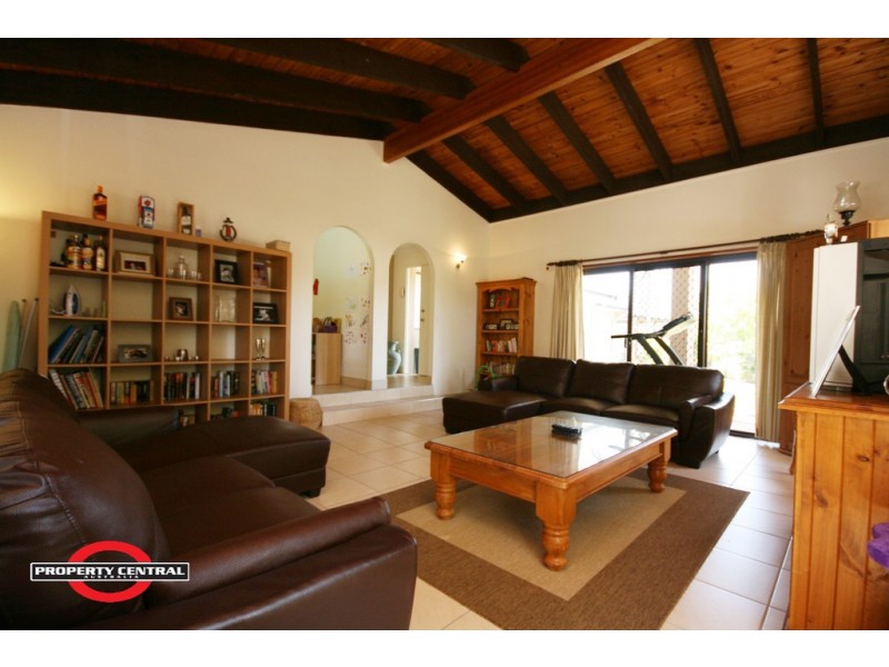 12 Atkins Place, Helensvale QLD 4212