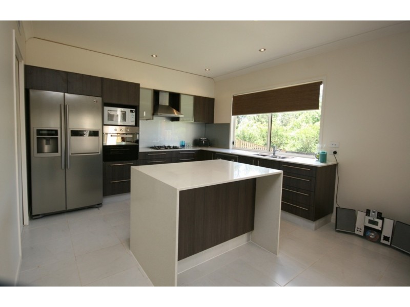 32 Peregrine Cr, Coomera QLD 4209