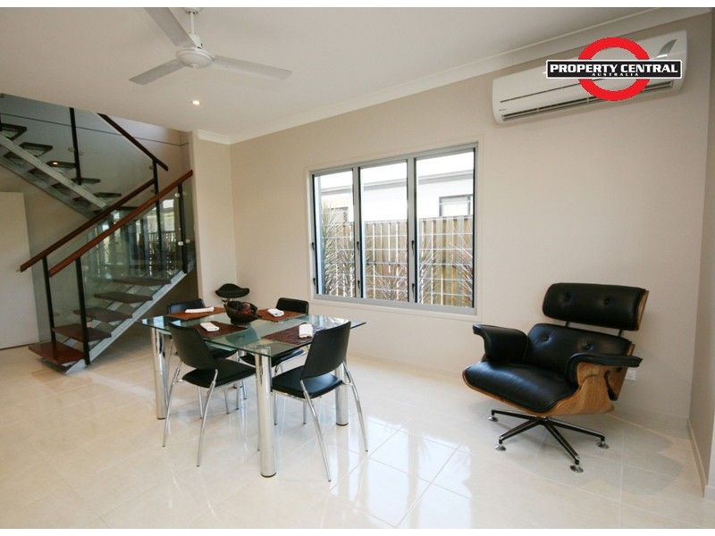 Hope Island QLD 4212